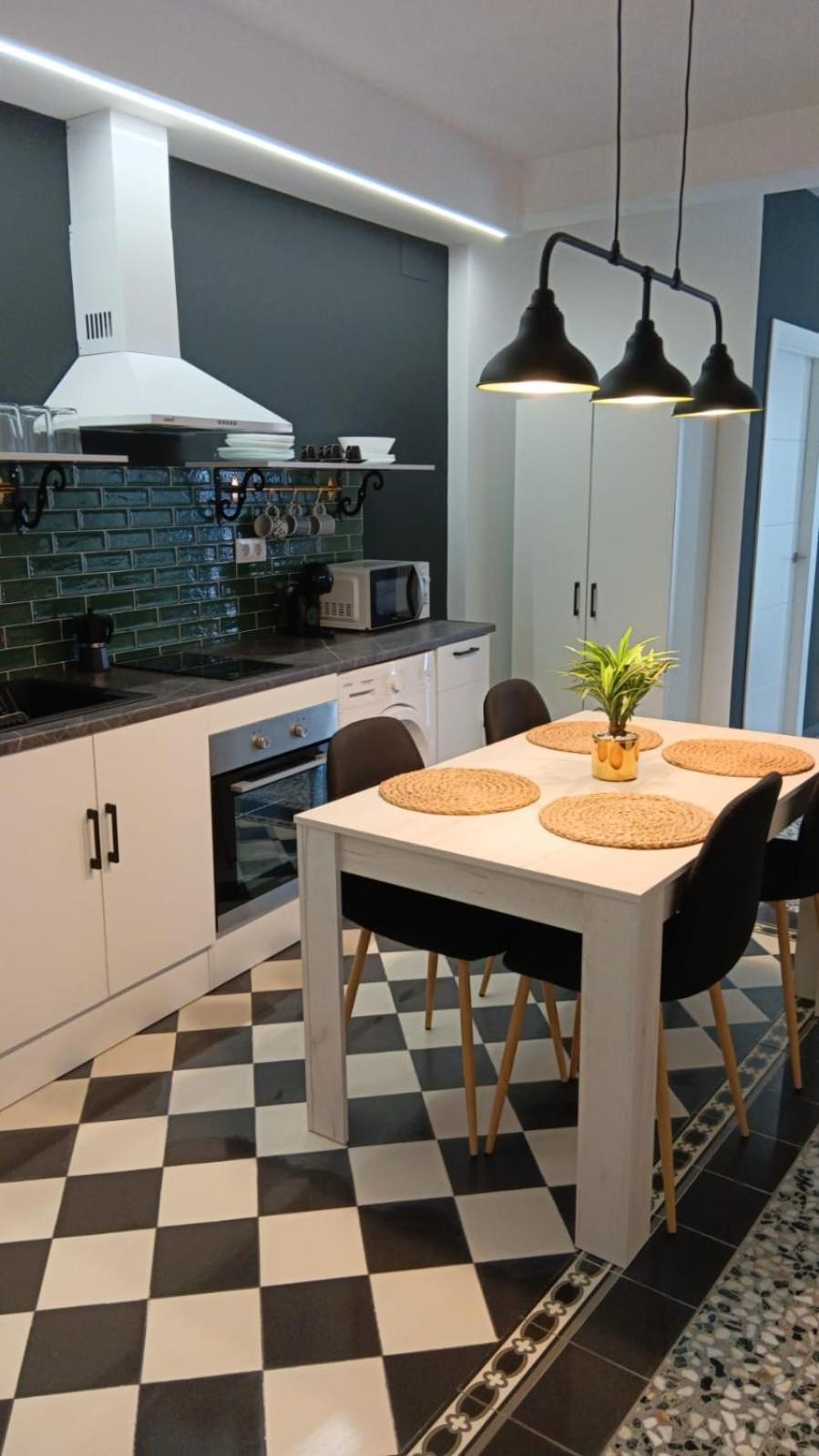 Apartamentos Fernando III El Santo Baeza Exteriör bild